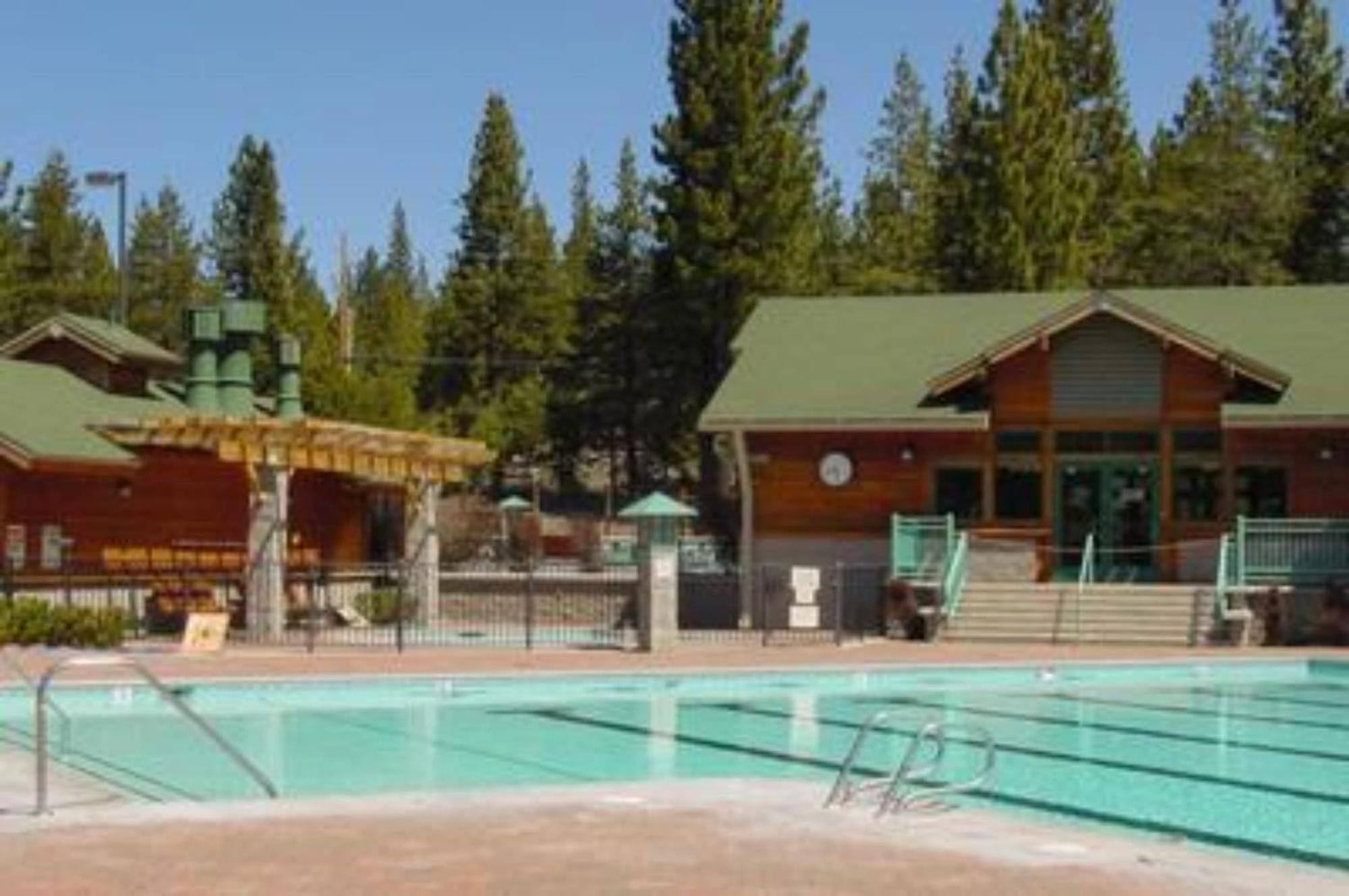 Moosetrack By Avantstay Cozy Cabin In The Of Tahoe Donner W Hot Tub Truckee Dış mekan fotoğraf