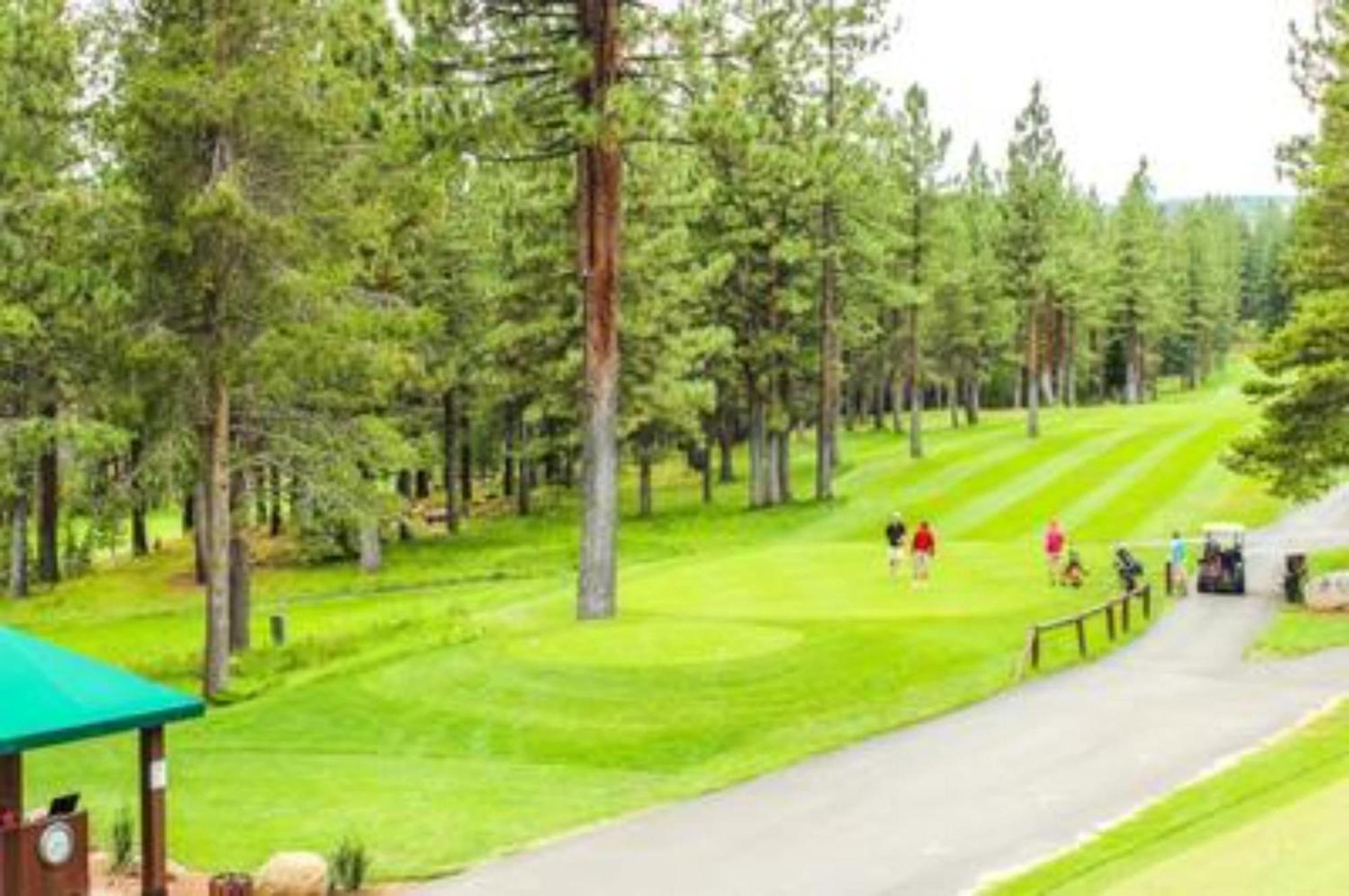 Moosetrack By Avantstay Cozy Cabin In The Of Tahoe Donner W Hot Tub Truckee Dış mekan fotoğraf